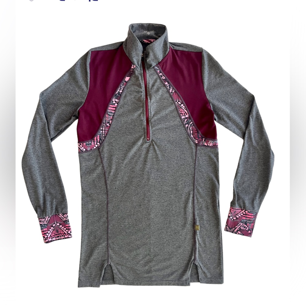 Maaji top with long sleeves